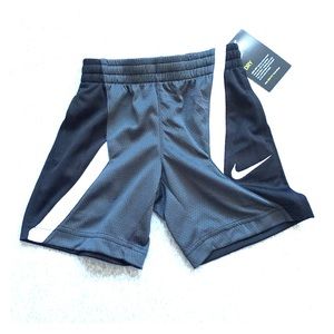 Nike little Boy’s DriFit Shorts NWT